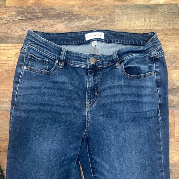 LANE BRYANT  Signature fit  Mid-Rise boot Women's Jeans size 12 short - Picture 6 of 7